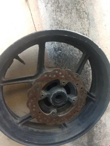 Roda traseira da kavasak er6n