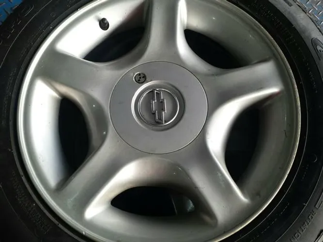 Roda aro 15 GM Zafira estrela prata 5X110 Jogo semi Novo