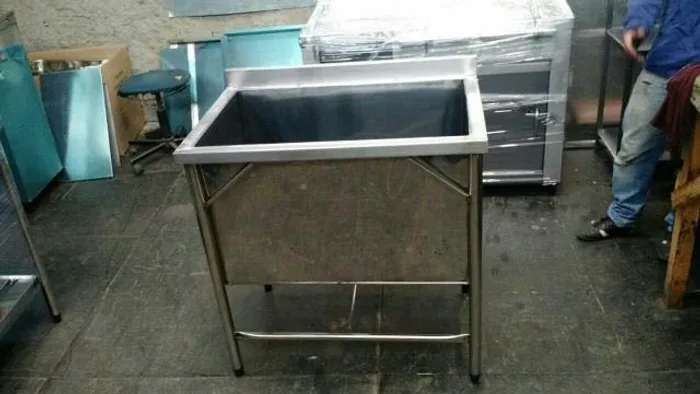 Tanque industrial em aço inox escovado sob medida direto da fábrica