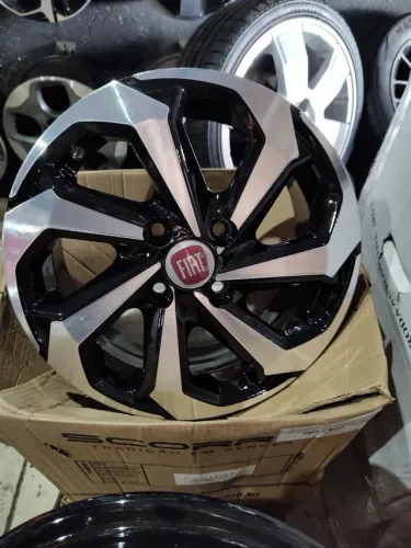 Rodas tarantula aro 14 novas em 10 xsem juros furacão 4x100<br><br>