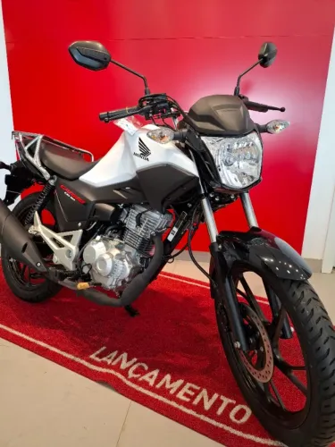 CG 160 CARGO 26/2026 EMPLACADA