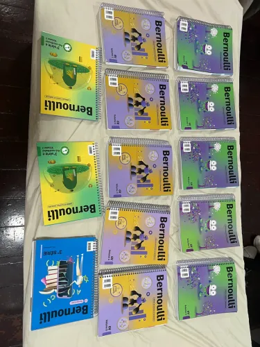 Livros Pré Vestibular Bernoulli 