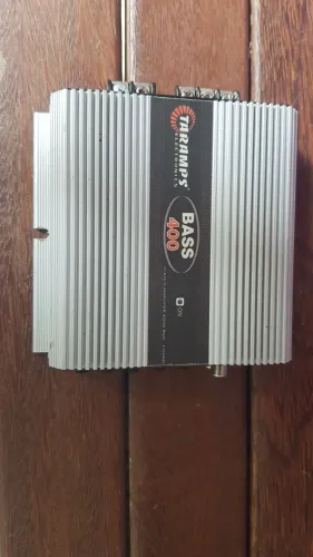 Módulo para subwoofer 400 watts RMS.