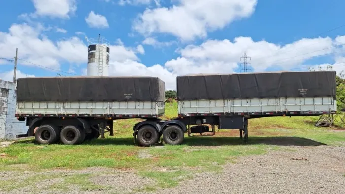 Carretas de Bitrem Romeo e Julieta