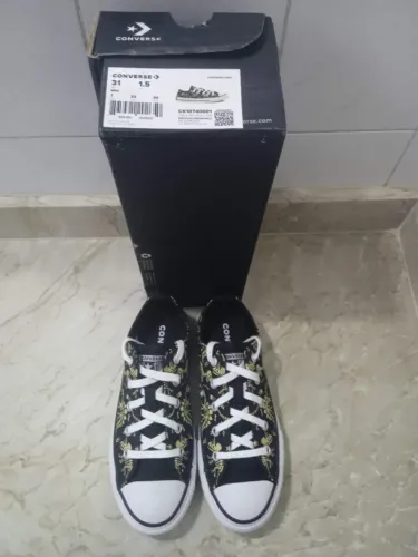 Tênis Converse Infantil Dino Chuck Taylor All Star Cano Baixo Original Novo Preto/Glow/ 31