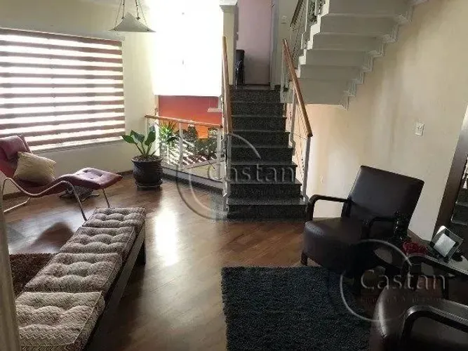 linda casa a 700mts do metro vila prudente