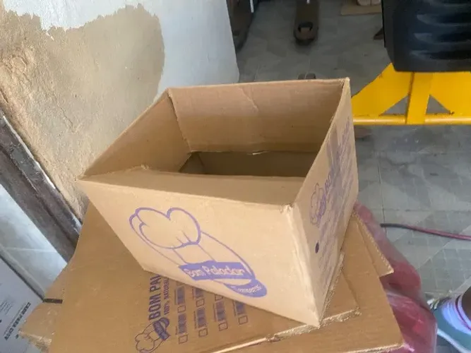 Vendo 10.000 tampas de copo plástico + 10.000 caixas de papel