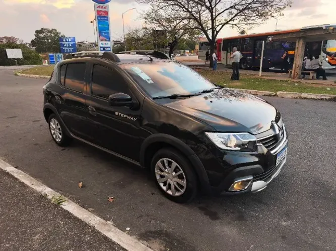 Renault Sandero Stepway 2024 Zen 1.0 com apenas 66.000km Nunca batido!