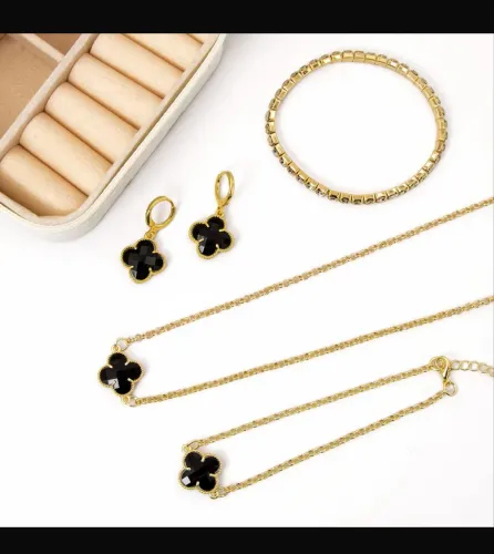 Conjunto Trevo + Pulseira Riviera