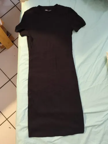 Vestido Zara tubinho preto