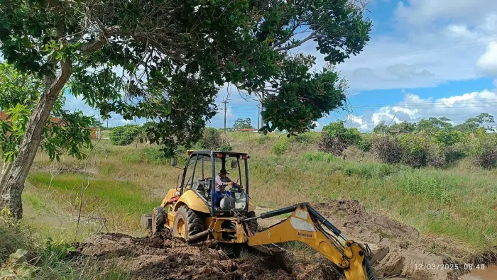 DEMOLIÇÃO TERRAPLANAGEM.LIMPEZA