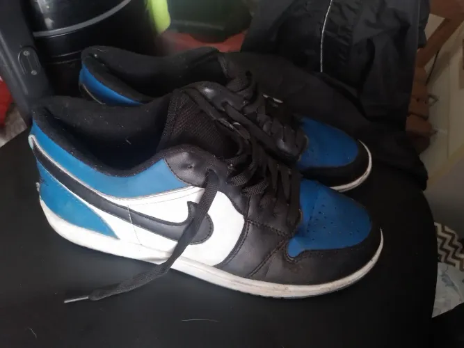 TÊNIS NIKE Curitiba Paraná leia descrição