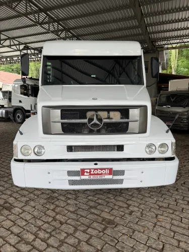 MB 1620 Truck Carroceria 2011