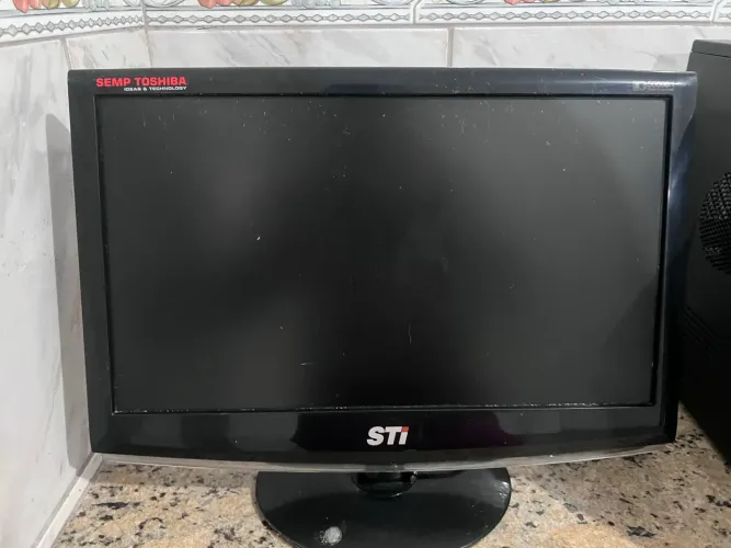 Monitor sti semp toshiba