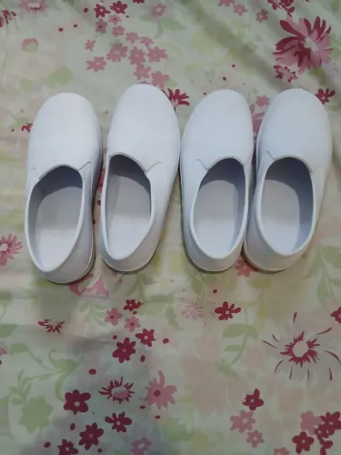 Sapatos brancos36 e 37