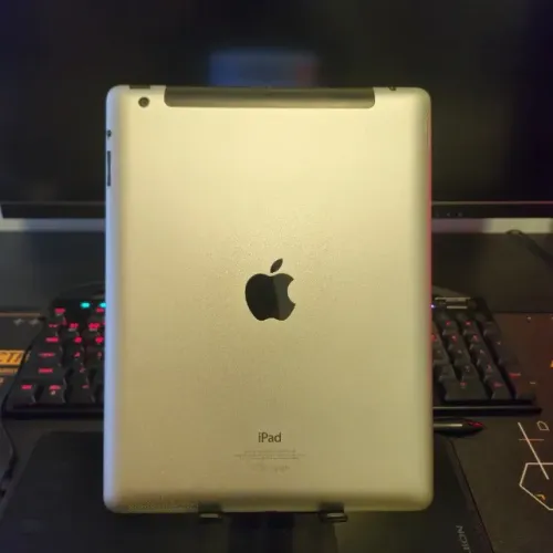 Ipad 4 16gb - WiFi - Tela Retina - QHD (VALOR FINAL, NÃO BAIXO O PREÇO)