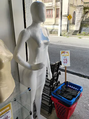 Manequim feminino novo loja 299 a vista