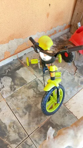 Vende-se bicicleta infantil 