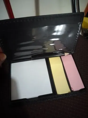 Bloco de notas com capa de couro