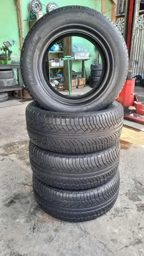 PNEU 17" DE CAMIONETES MICHELIN 