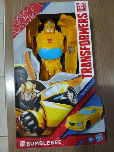 Brinquedo Boneco Bumblebee Transformers Hasbro Titan Changers 30 Cm