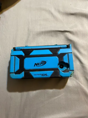 Nintendo DSI com Capa protetora Nerf 