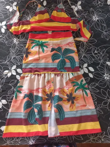 Conjunto feminino tropical tam M