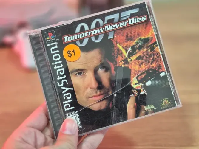 007 TOMORROW NEVER DIES - PLAYSTATION 1
