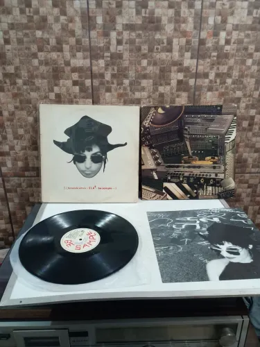 Disco de Vinil Fernanda abreu sla2/legião urbana LEIA A DESCRIÇÃO 