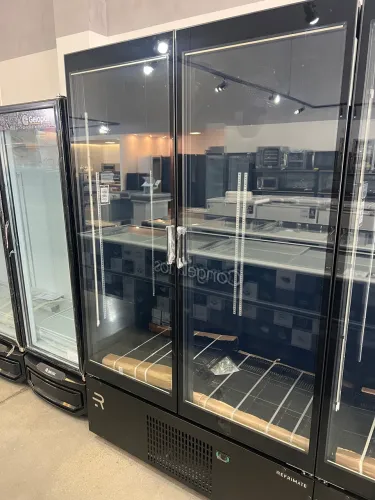 Cervejeira expositor 2 portas linha premium com vidro aquecido