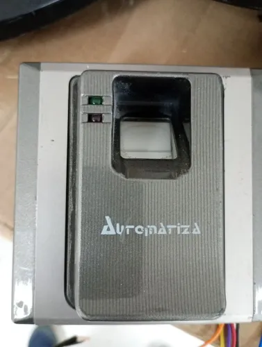 Leitor Biométrico de Acesso Automatizado