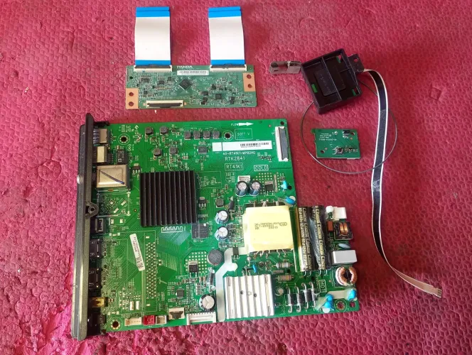 placa completa da Semp TCL 43s5300 funcionando perfeitamente