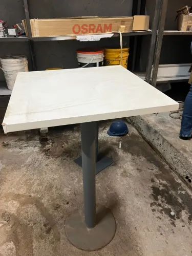 Tampo de mesa quadrado