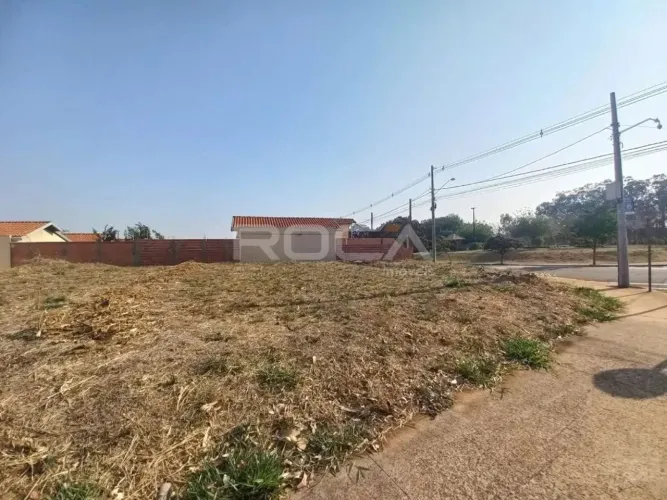 Venda de Terreno / Lote na cidade de São Carlos