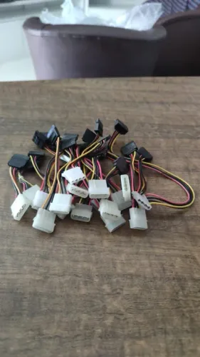 Conversor Molex para Sata Novos e Usados