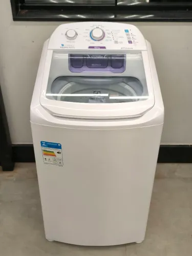 Máquina de Lavar Electrolux 8,5kg (LAC09) - Praticamente Nova!