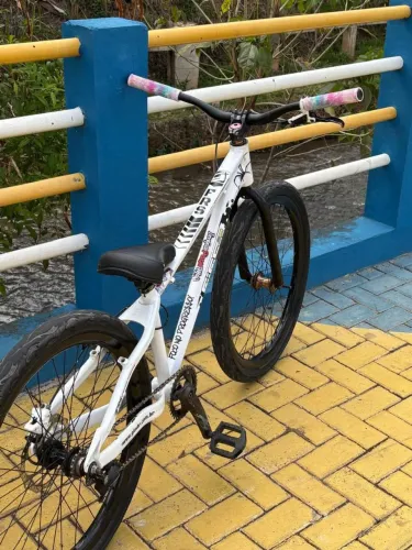 Vende-se Gios frs 2015 com freio 446 e ddk