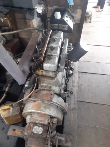 Motor marítimo MWM KD12 72hp