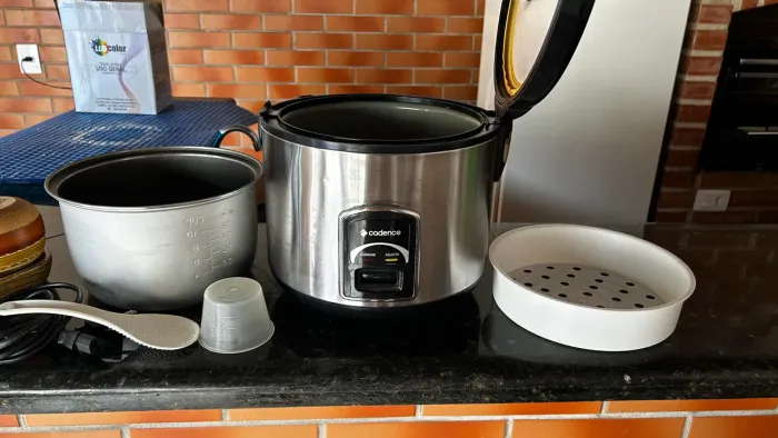 Panela elétrica de arroz Cadence