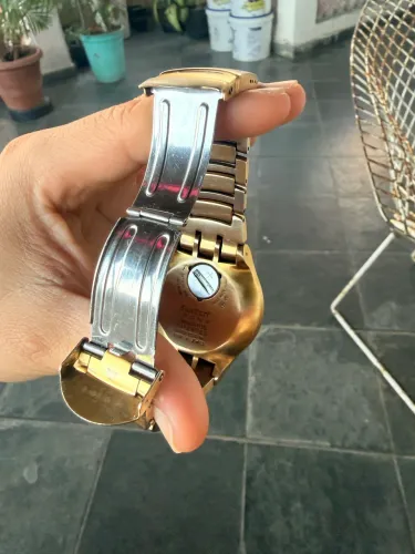 Swatch Cara verde