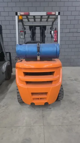 EMPILHADEIRA STILL RC 44-25 C - ANO 2019 - 2.500 KG