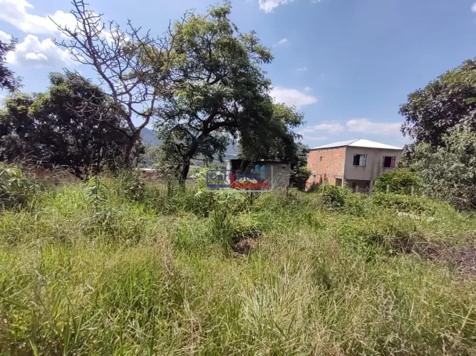 Terreno em Mateus Leme, com 1.187,50m²!