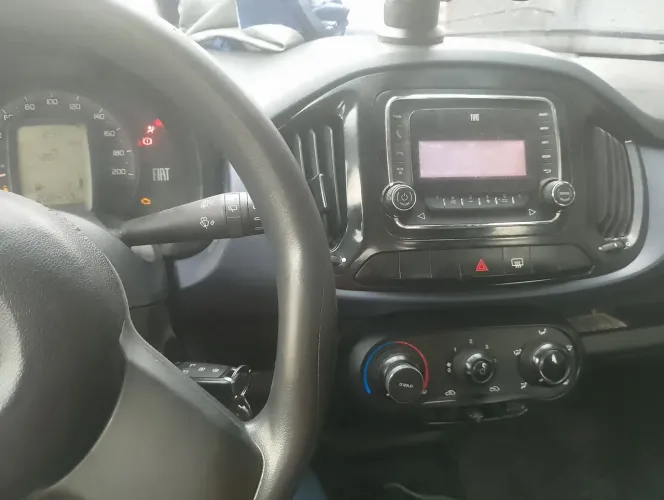 Fiat Uno Attractive 1.0 EVO Fire Flex 8V 5P 2020
