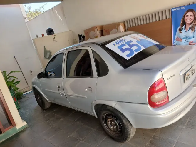 Chevrolet Corsa Sedan 1.0 MPFI 8V 71cv 4P 2003