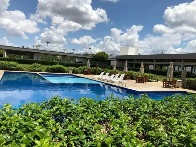 Imóvel para venda tem 420 metros quadrados em Uruguai - Teresina - PI