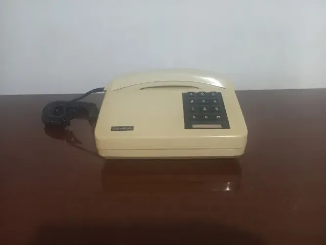 Antigo Telefone Gradiente