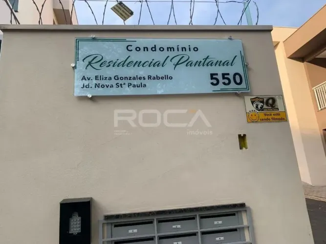 Casa em Condomínio no Jardim Santa Paula - 3 Suítes, 2 Garagens e Muito Conforto!