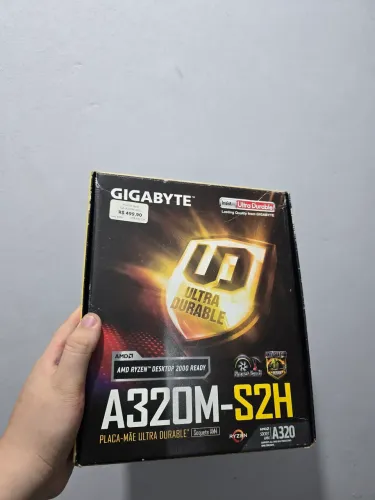 Kit processador RYZEN 5 2400G + A320