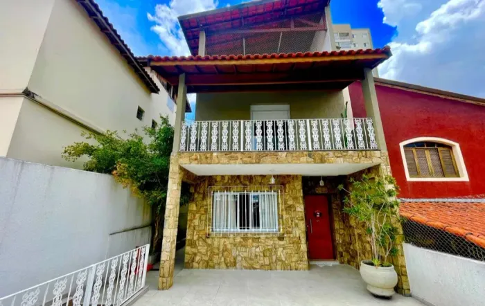 Sobrado para venda em Vila Rosália com 3 quartos, sendo 2 suítes, 313m²