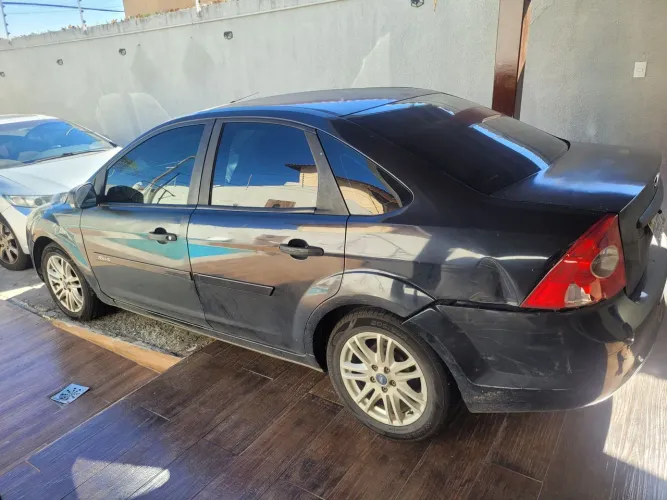 Ford Focus Sedan 1.6/1.6 Flex 8v/16v 4P Mec. 2012
